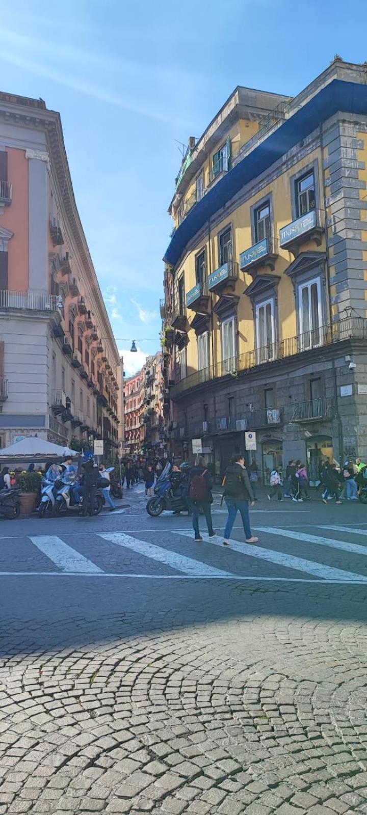 La Chicca Appartamento Intero Nei Quartieri Spagnoli Nápoly Kültér fotó